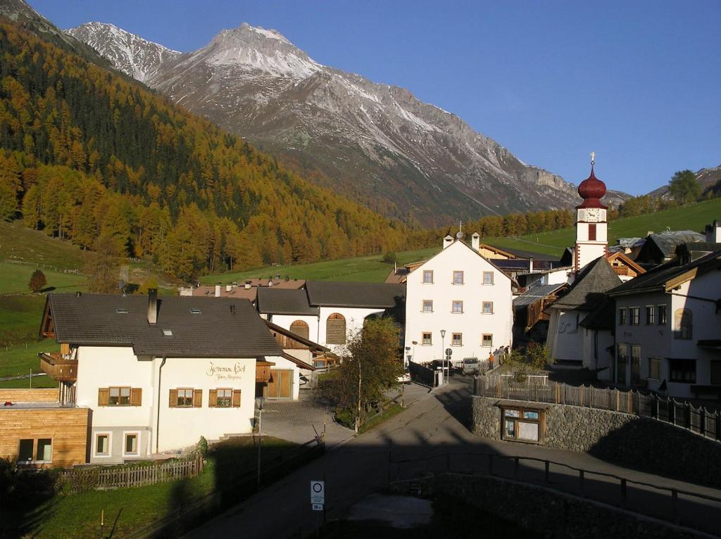 Hotel Edelweiss Malles Venosta Room photo