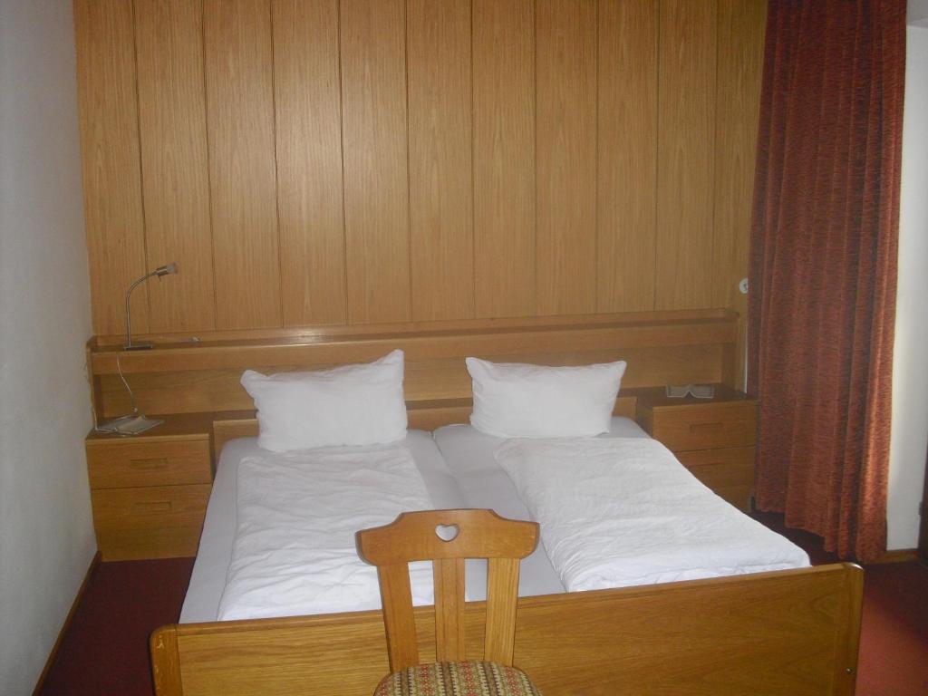 Hotel Edelweiss Malles Venosta Room photo